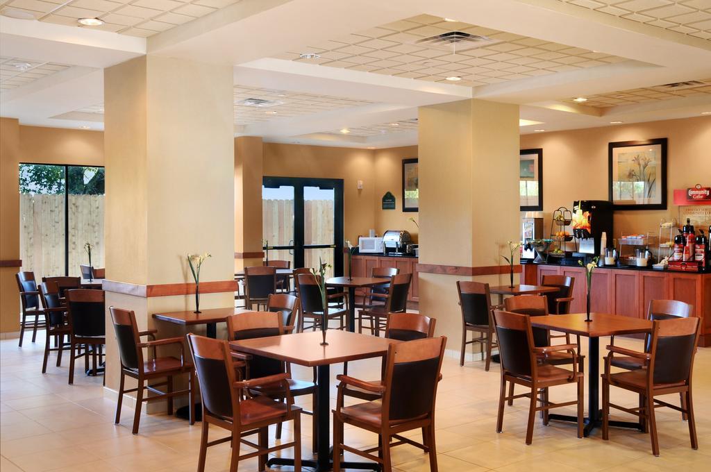 Wingate By Wyndham New Braunfels Hotell Exteriör bild
